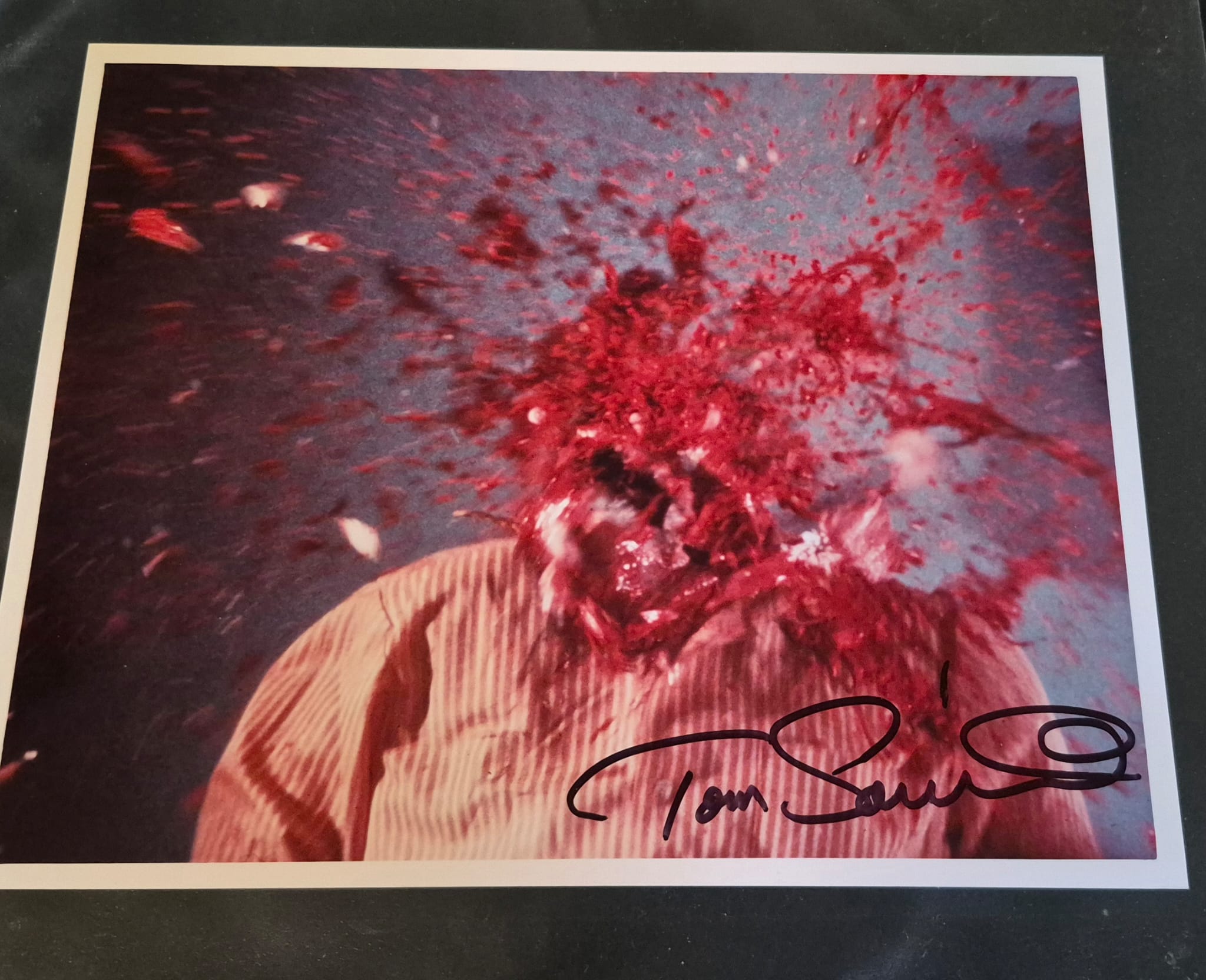 DAWN OF THE DEAD (1978) – TOM SAVINI SIGNED 8x10 COLOUR PHOTO – EXPLODING HEAD ZOMBIE